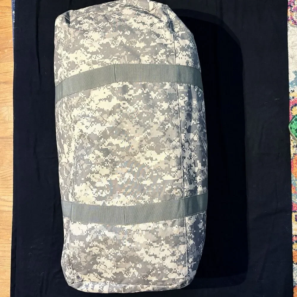 Extra Large Duffle Bag Digital Camo